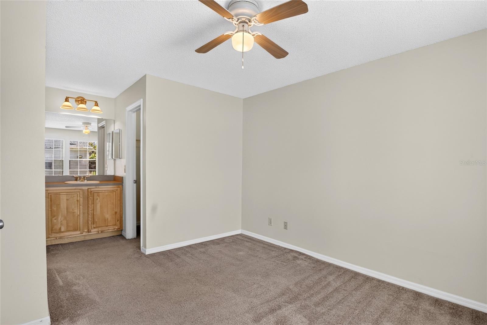 6088 Westgate Dr #203 Property Photo 34