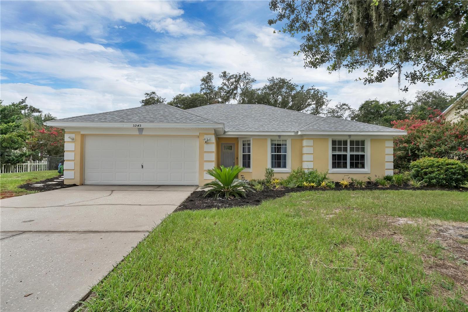 5945 White Tail Loop Property Photo 1
