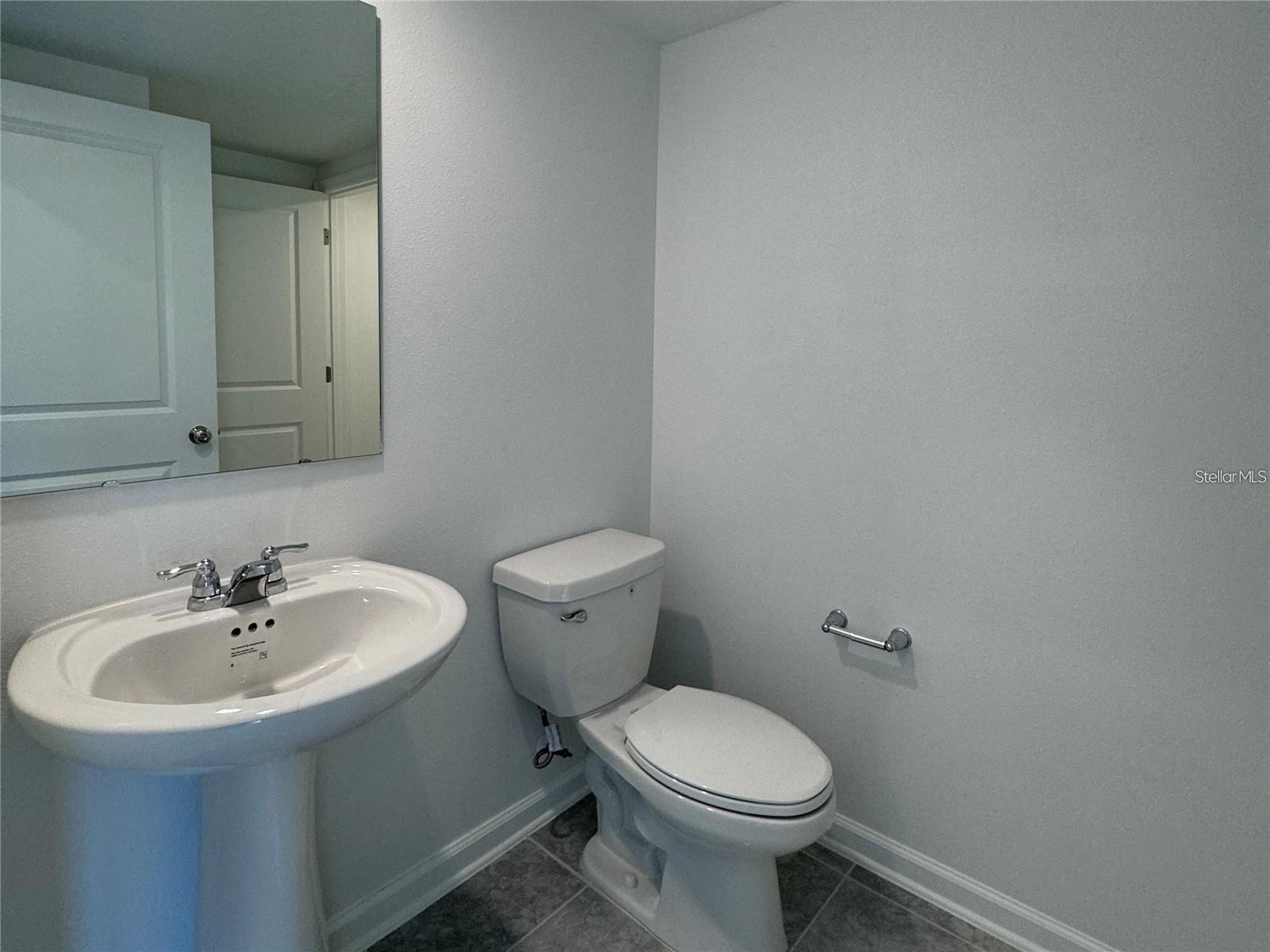 2533 Skyline Loop Property Photo 8