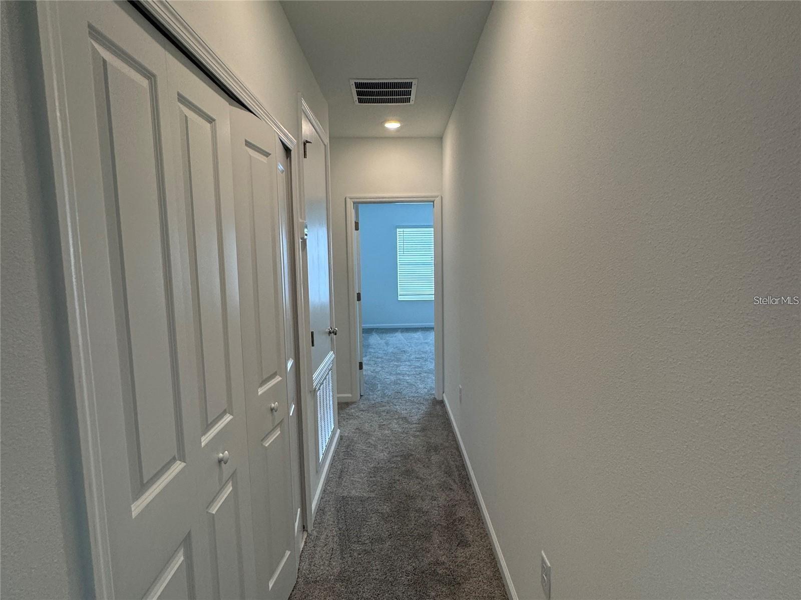 2533 Skyline Loop Property Photo 9