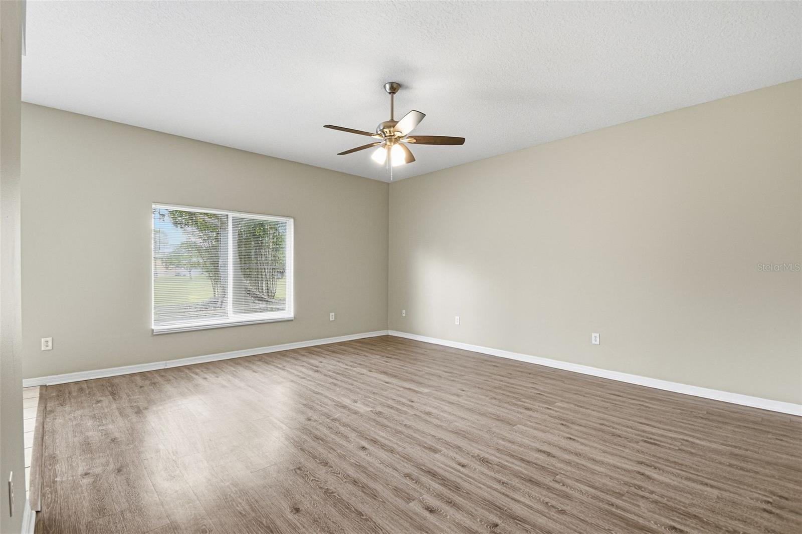 11006 Sailbrooke Dr Property Photo 13