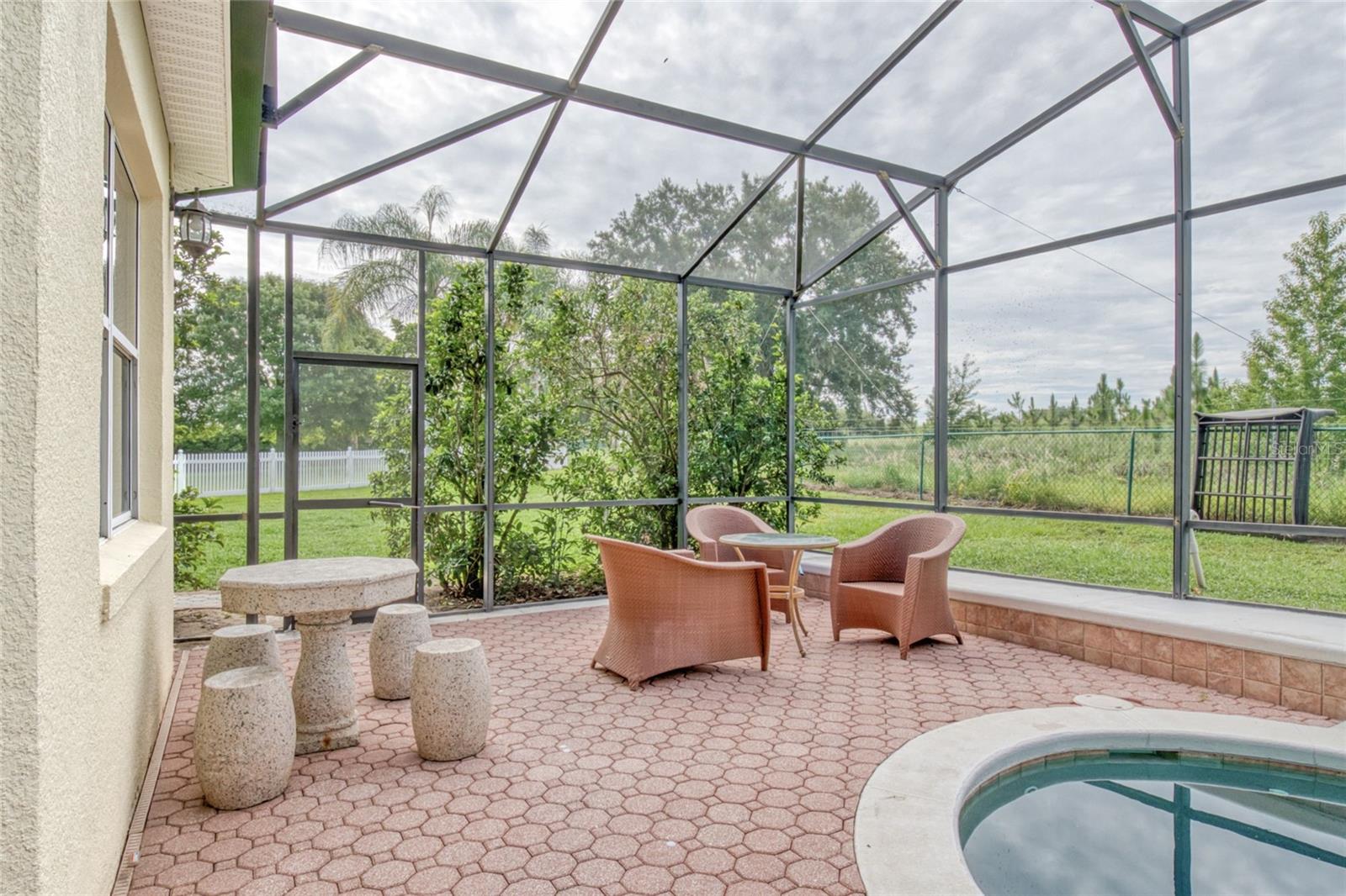 2924 Majestic Isle Dr Property Photo 48