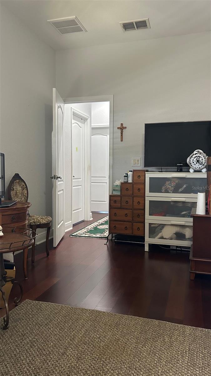 17334 Promenade Dr Property Photo 11