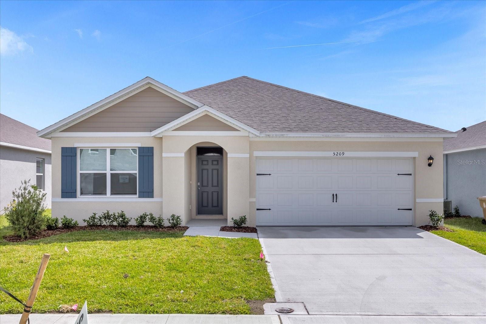 5209 BAROMBI BND Property Photo 1