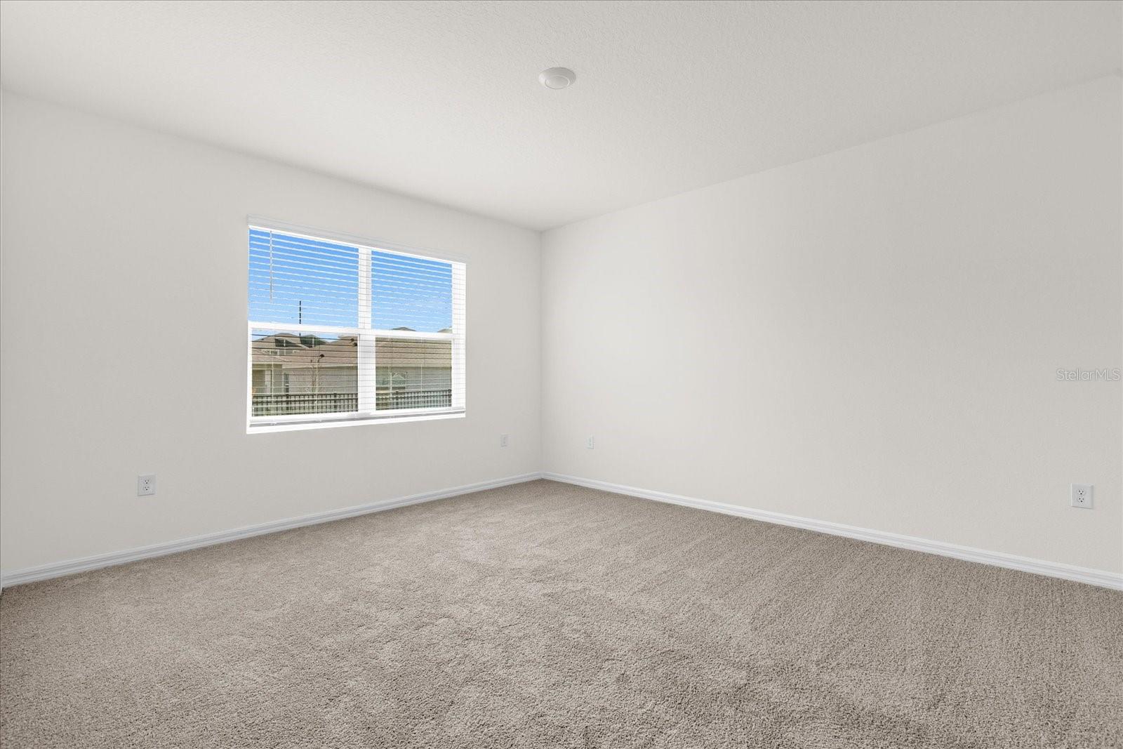5209 Barombi Bnd Property Photo 3