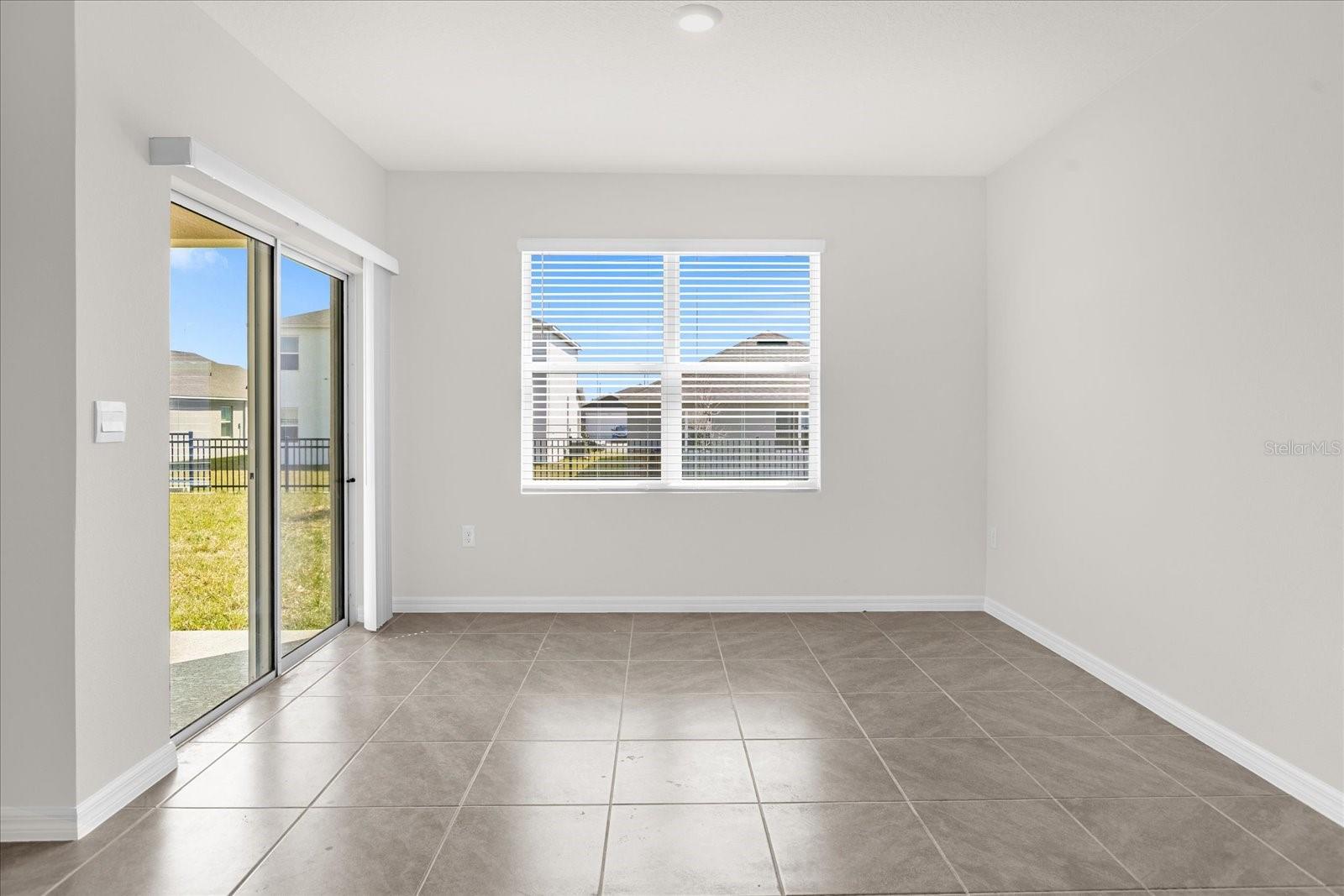 5209 Barombi Bnd Property Photo 9