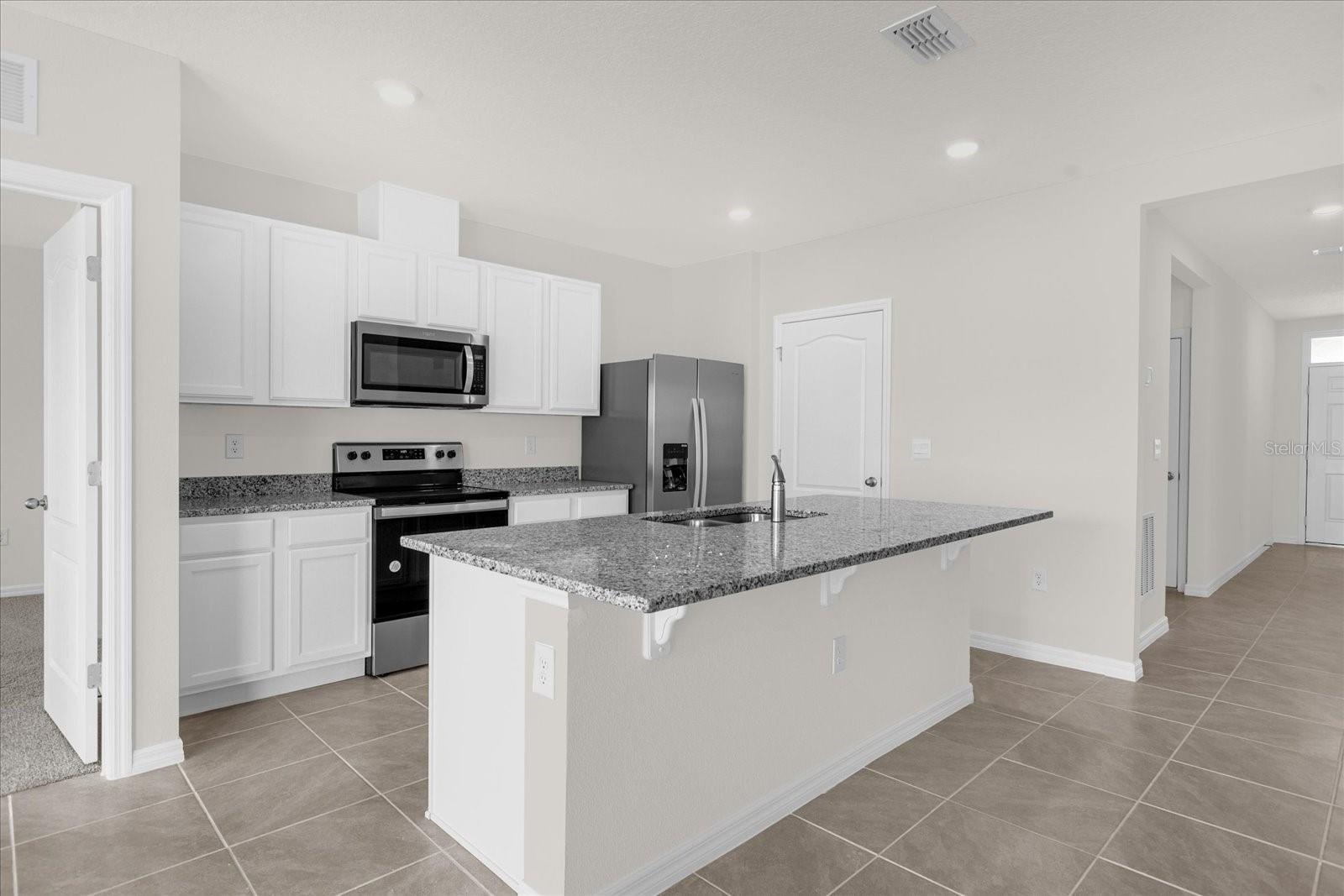 5209 Barombi Bnd Property Photo 12