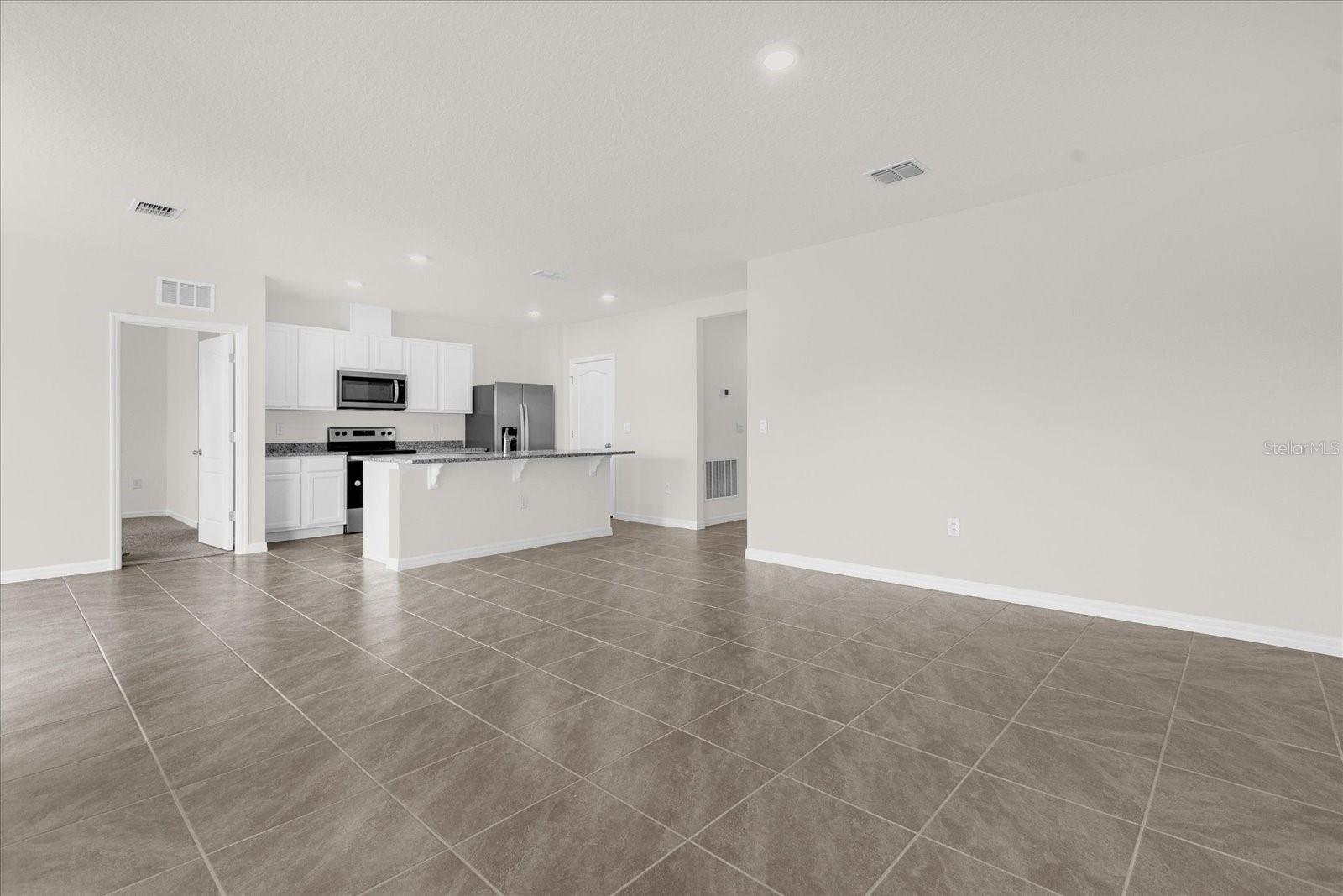 5209 Barombi Bnd Property Photo 16