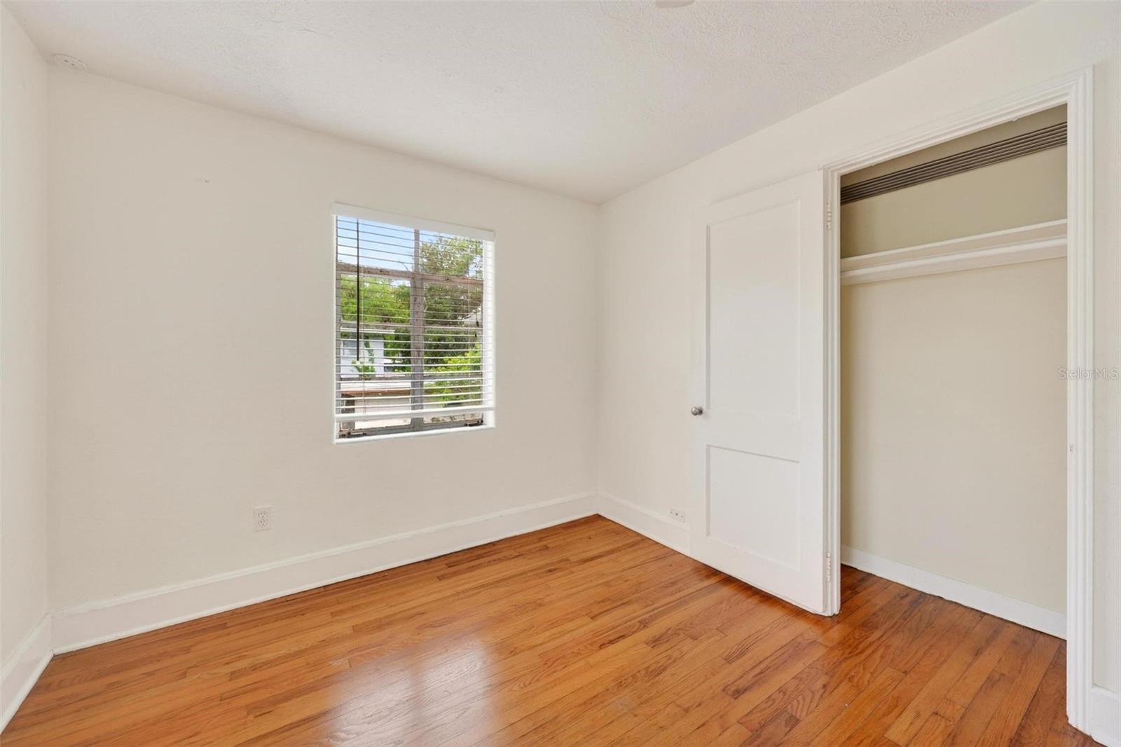 1016 Atkins Pl Property Photo 23