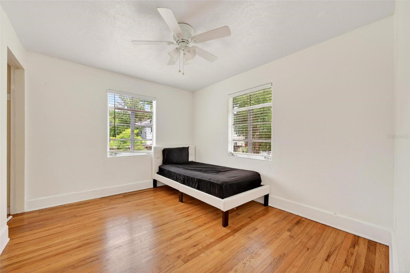 1016 Atkins Pl Property Photo 24