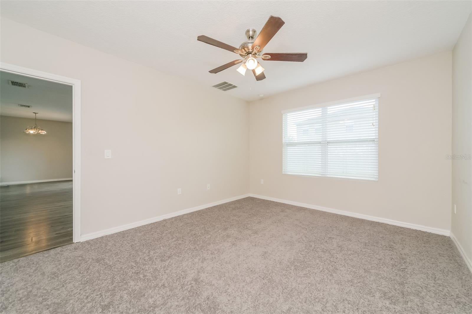 2301 Sequoia Way Property Photo 10