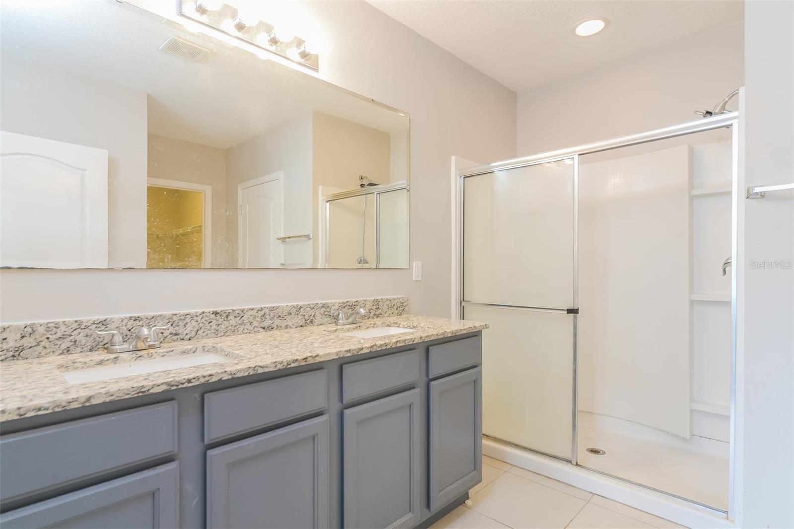 2301 Sequoia Way Property Photo 12