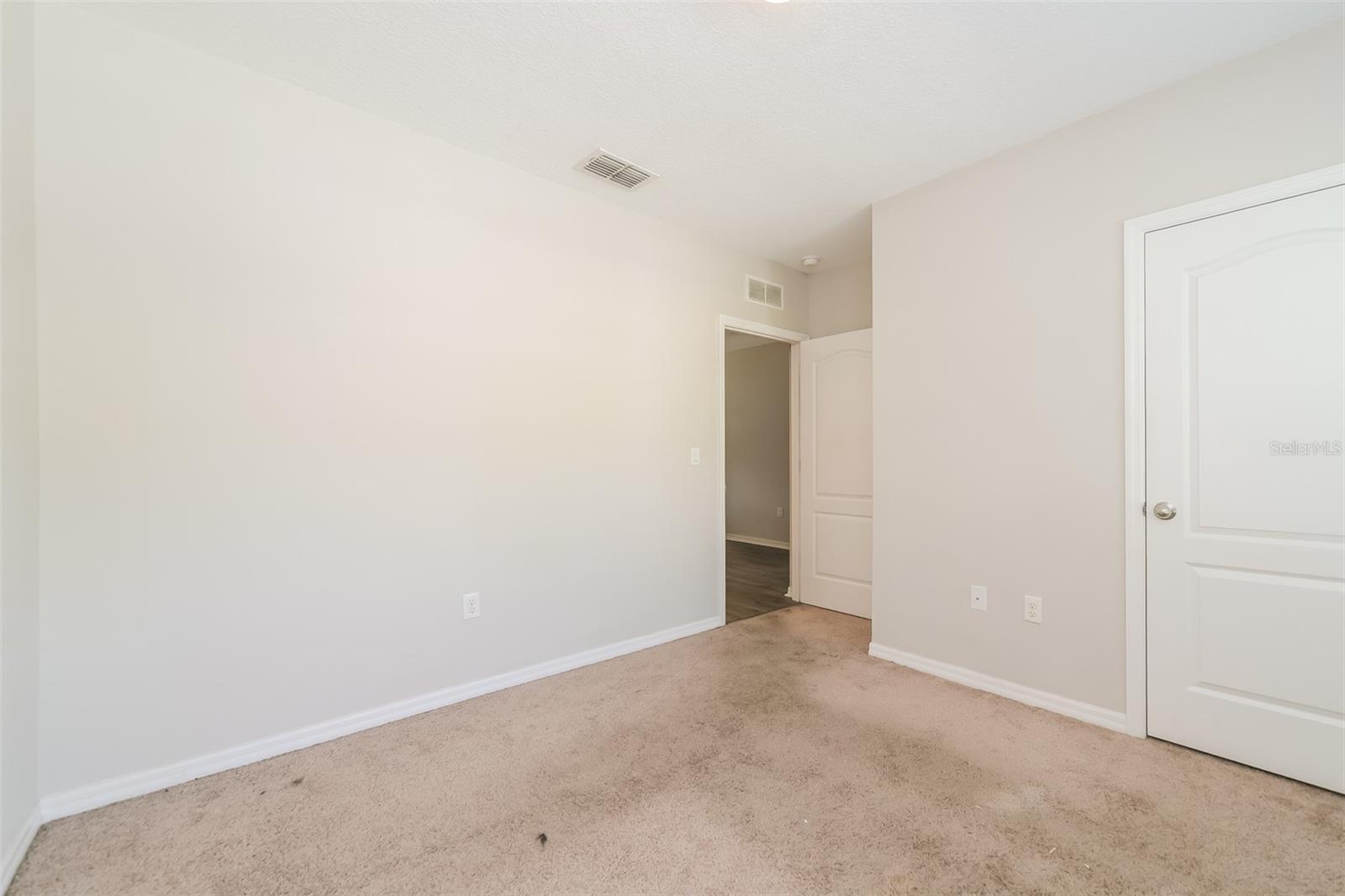 2301 Sequoia Way Property Photo 15