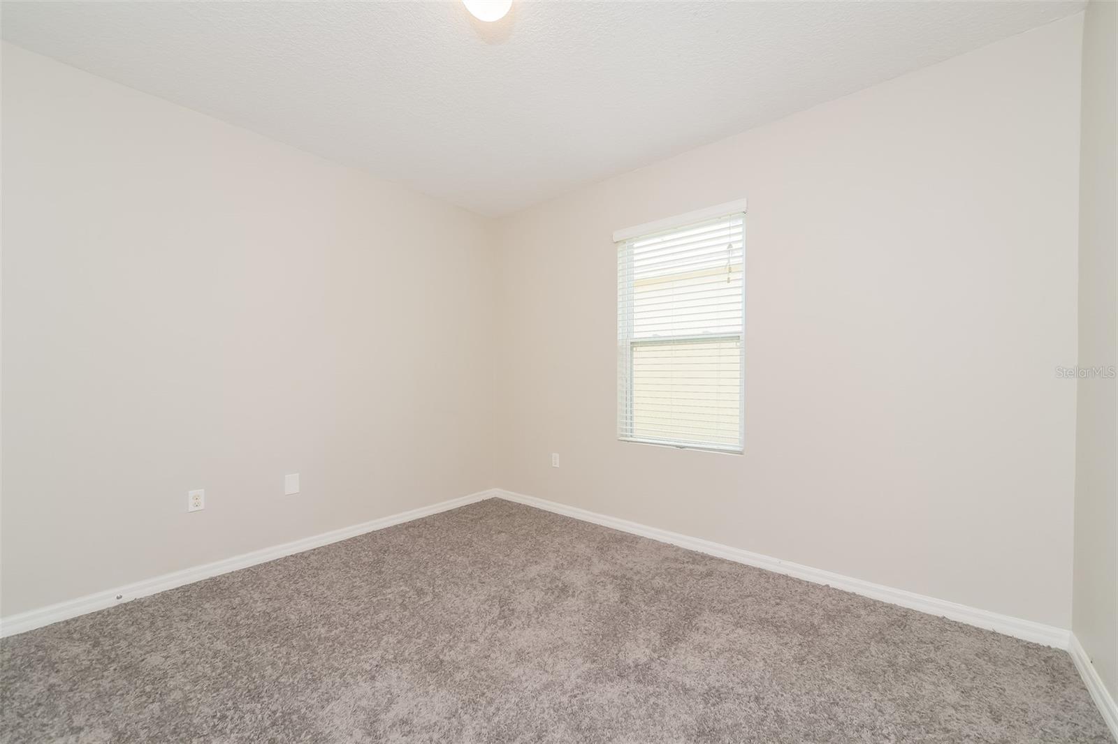 2301 Sequoia Way Property Photo 17