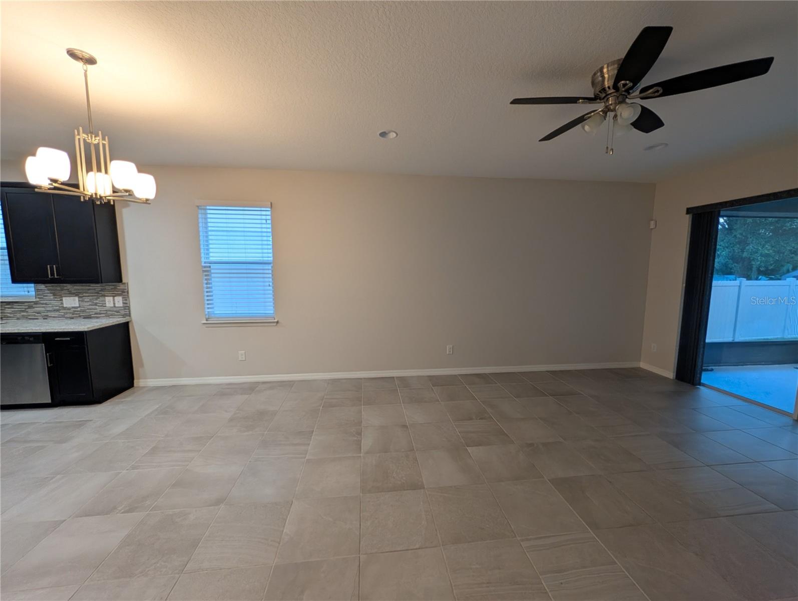 2358 Kennington Cv Property Photo 14