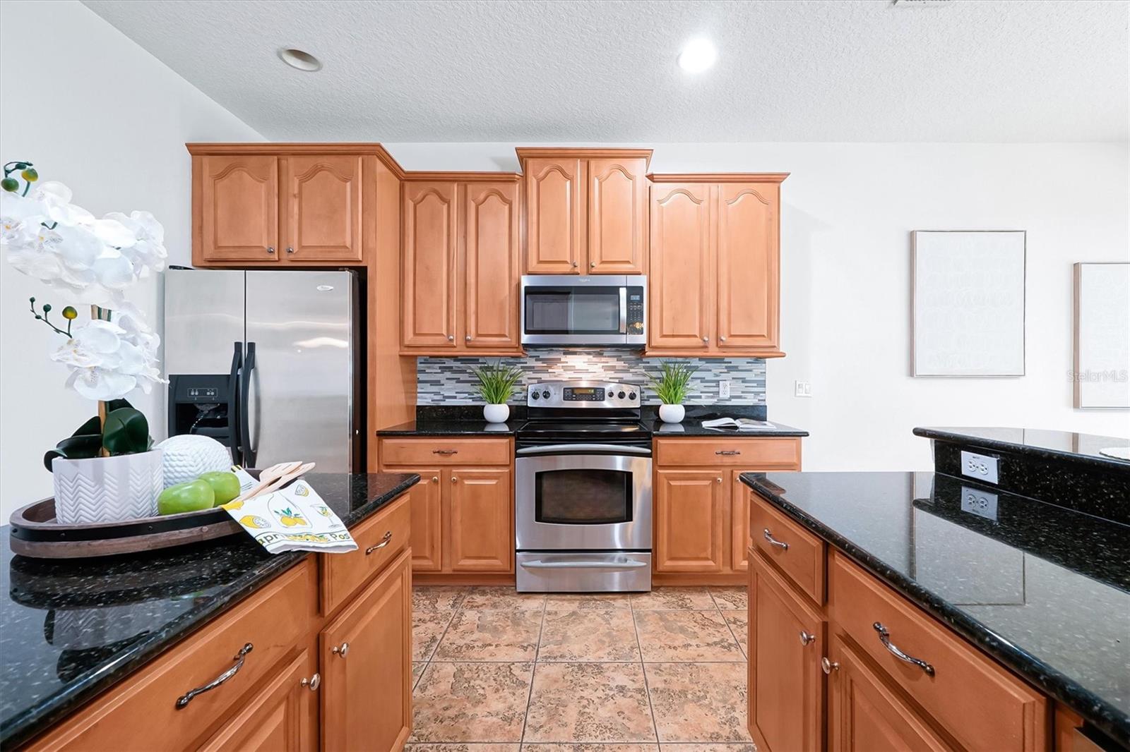 554 Palio Ct Property Photo 6