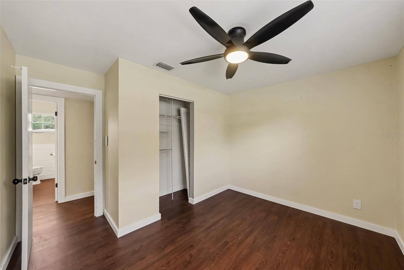 4733 W Wisconsin Ave Property Photo 17