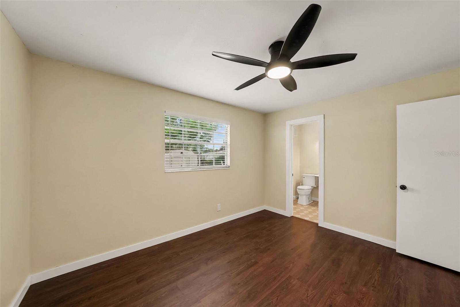 4733 W Wisconsin Ave Property Photo 18