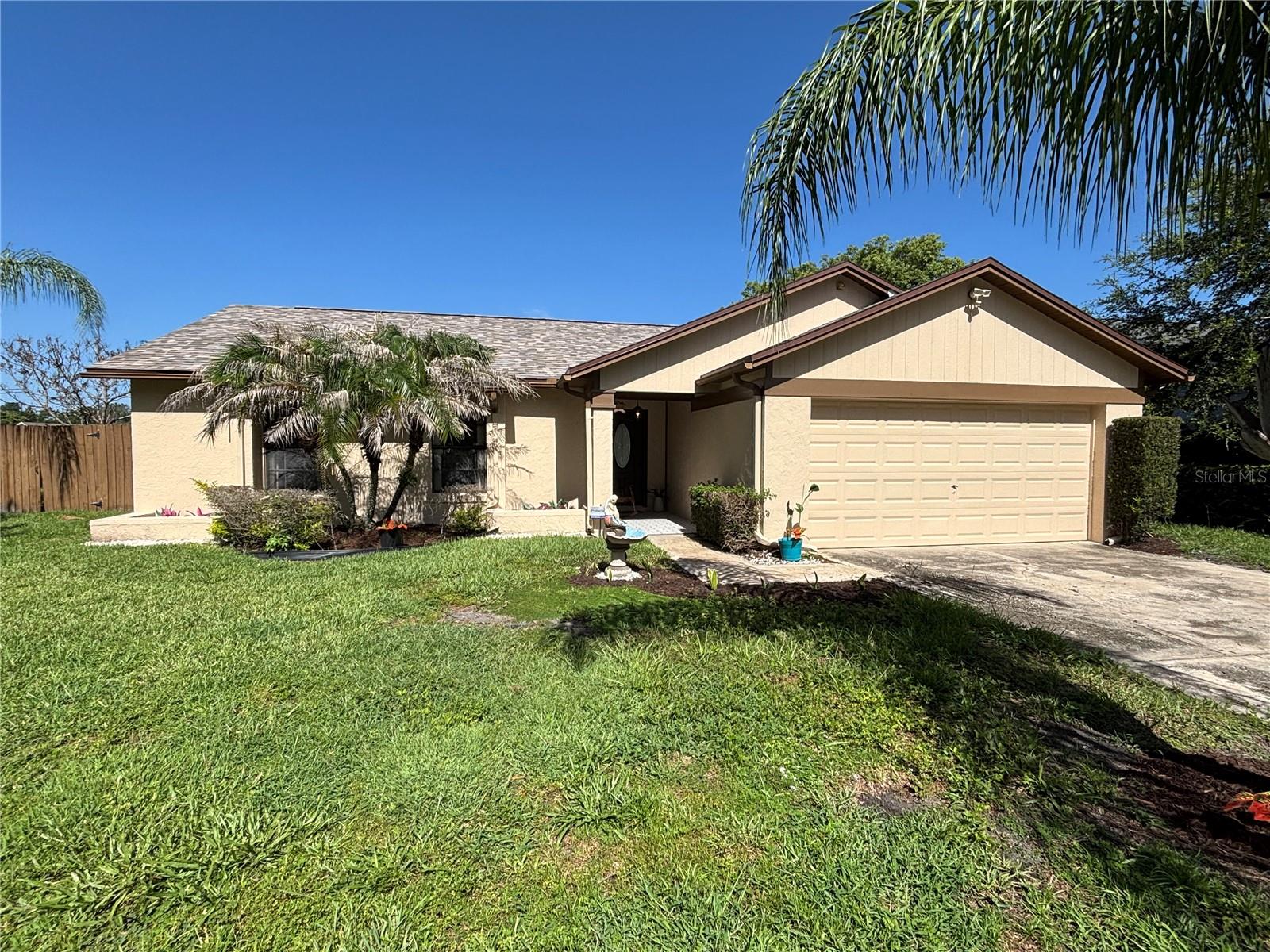 9840 Balmoral Cir Property Photo 3