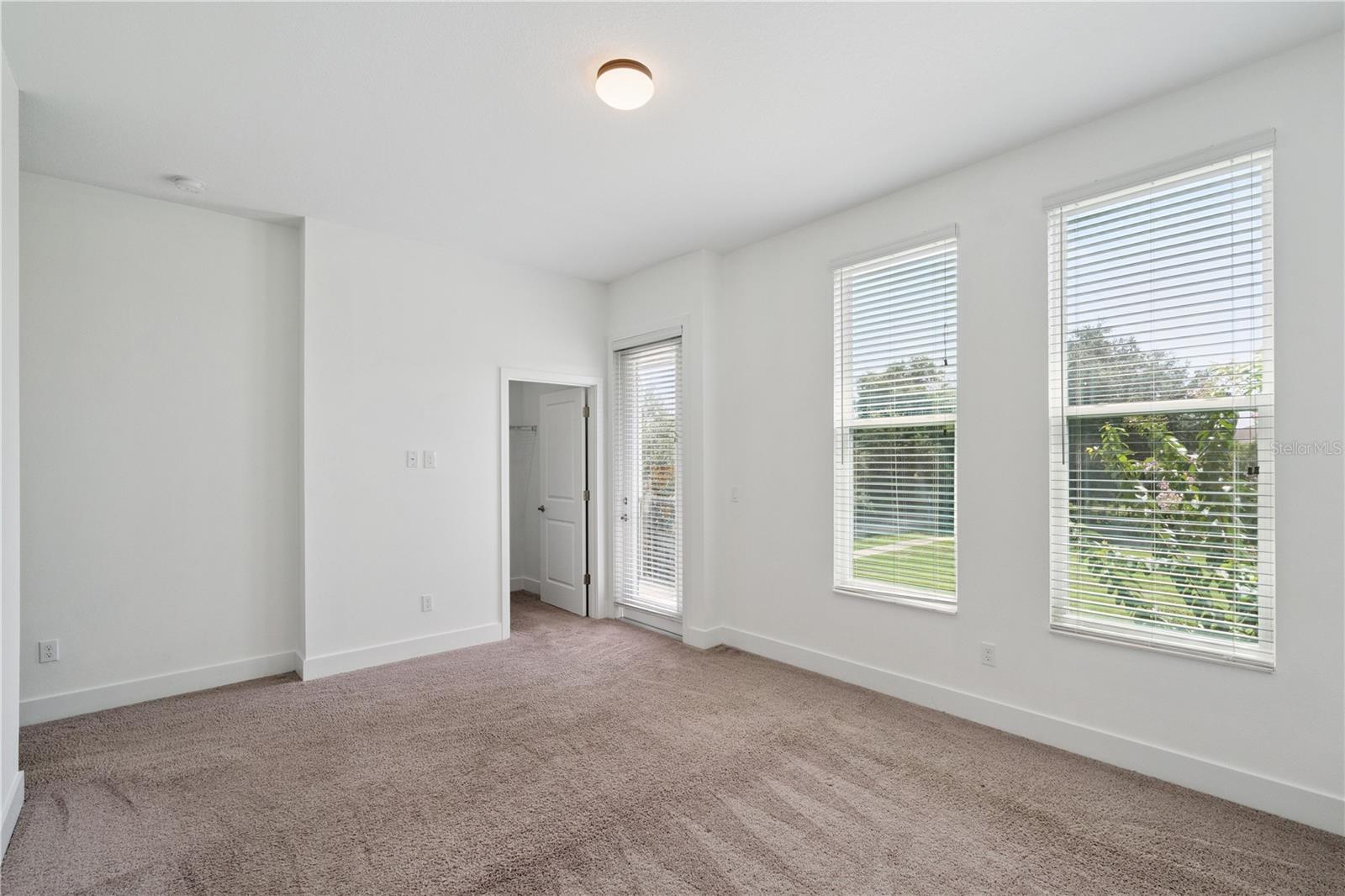 1841 Houston St Property Photo 6