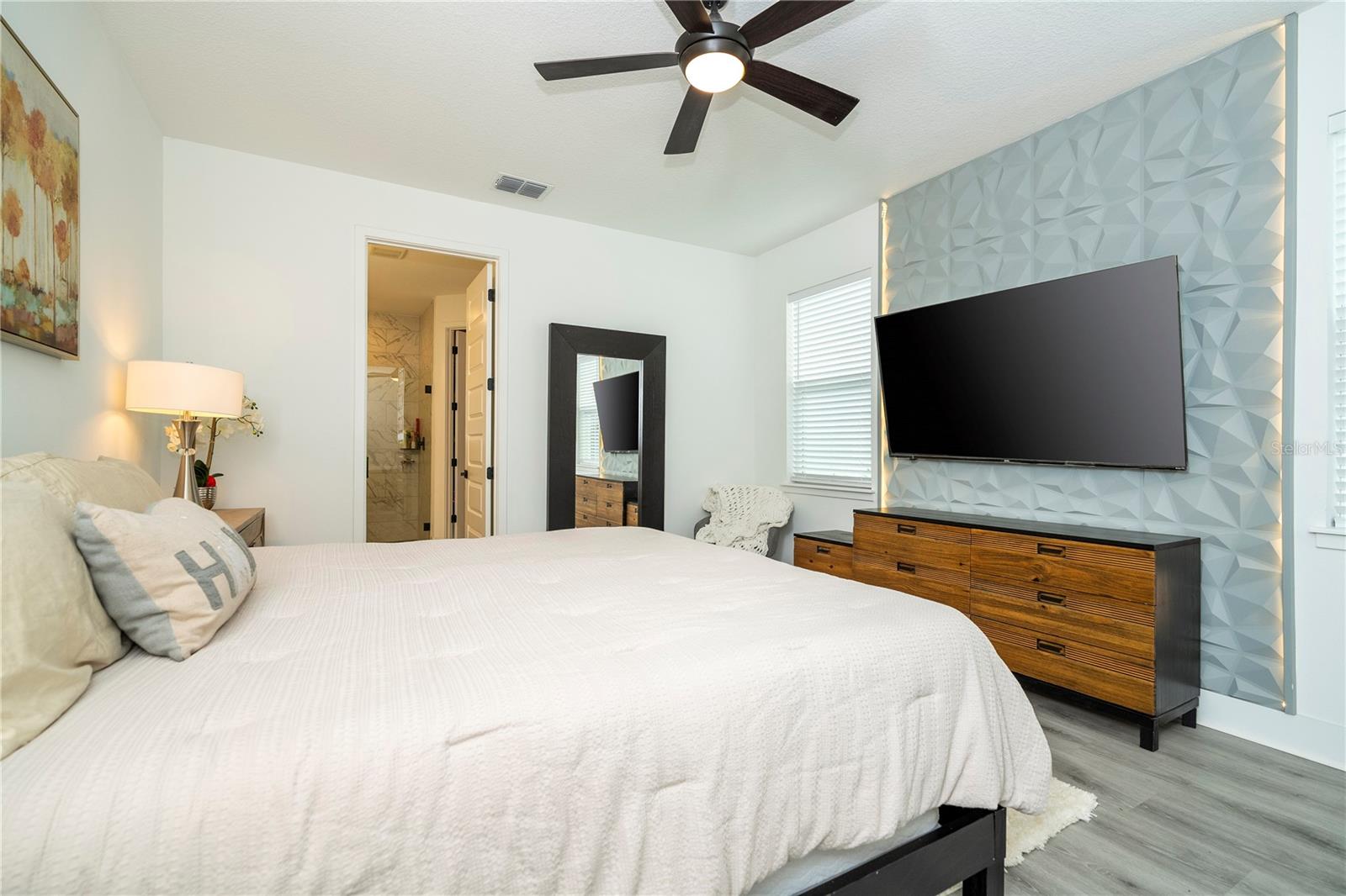 15068 Lebeau Loop Property Photo 32
