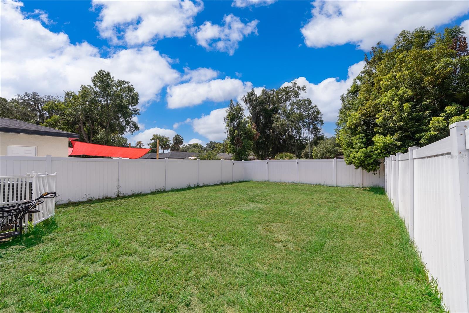 1946 Hollywood Ave Property Photo 18