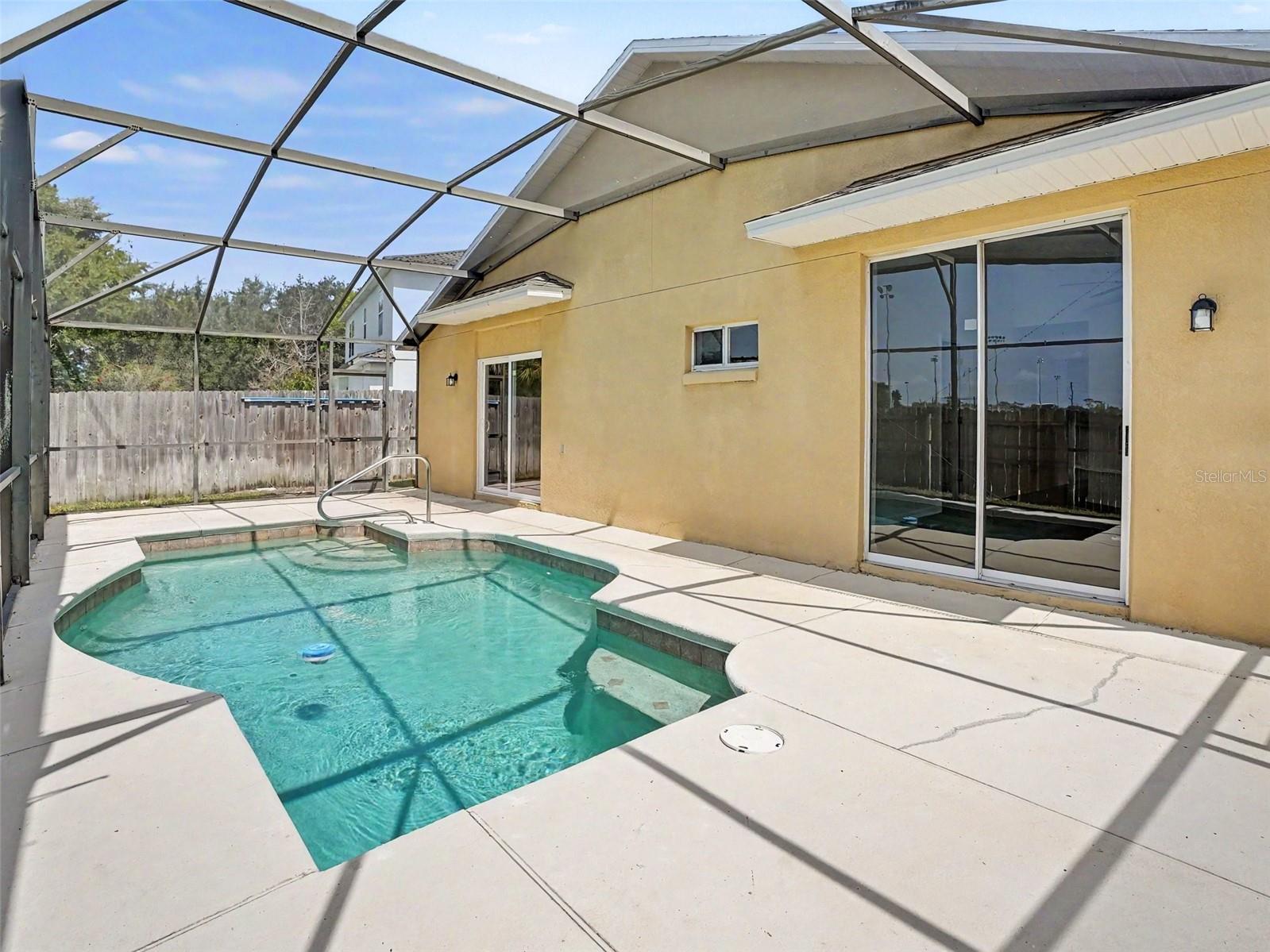447 Lancer Oak Dr Property Photo 14