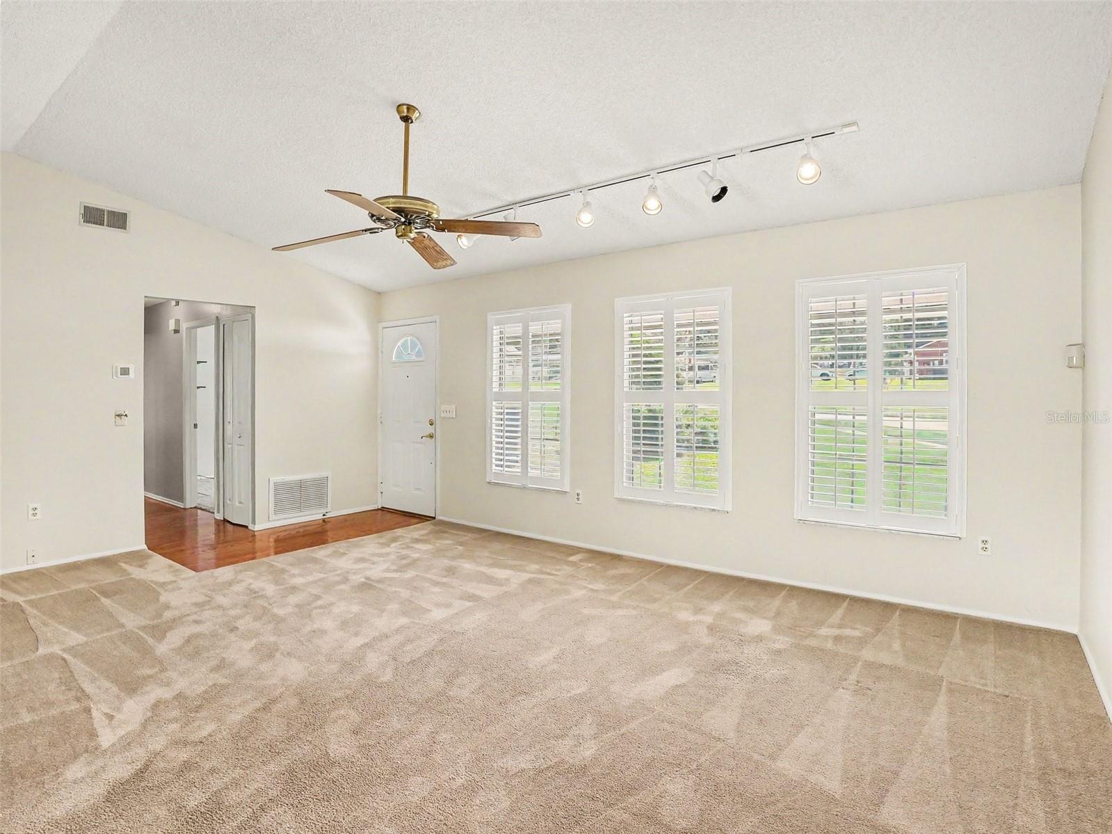 7207 Immokalee Ct Property Photo 4