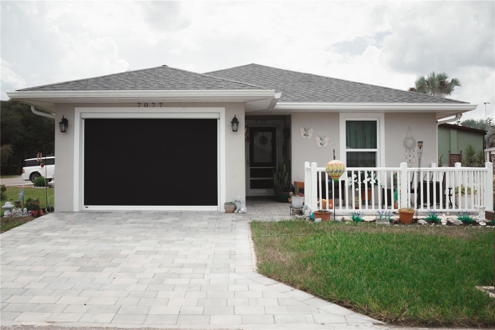 7077 Tamarind Way Property Photo 1