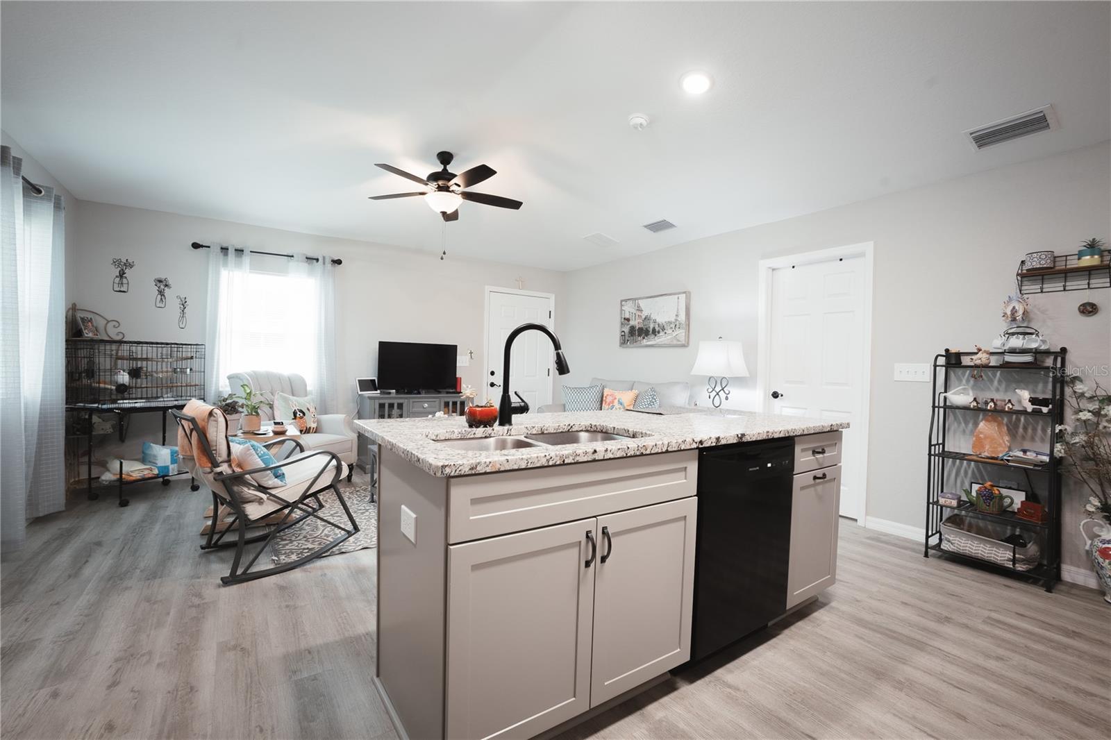 7077 Tamarind Way Property Photo 15