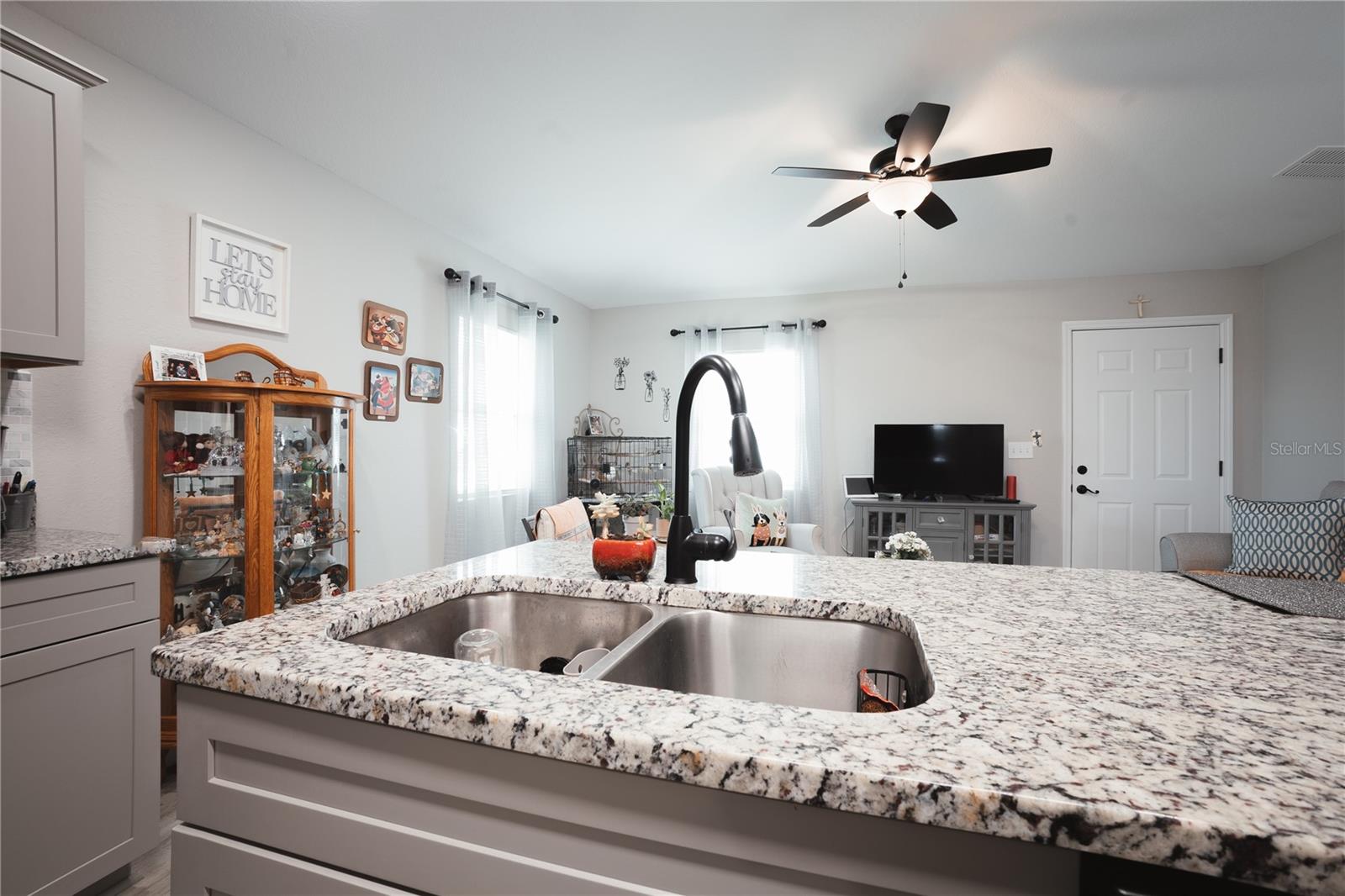 7077 Tamarind Way Property Photo 17