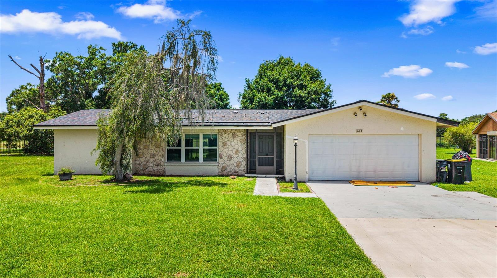 623 Wood Dr Property Photo 1