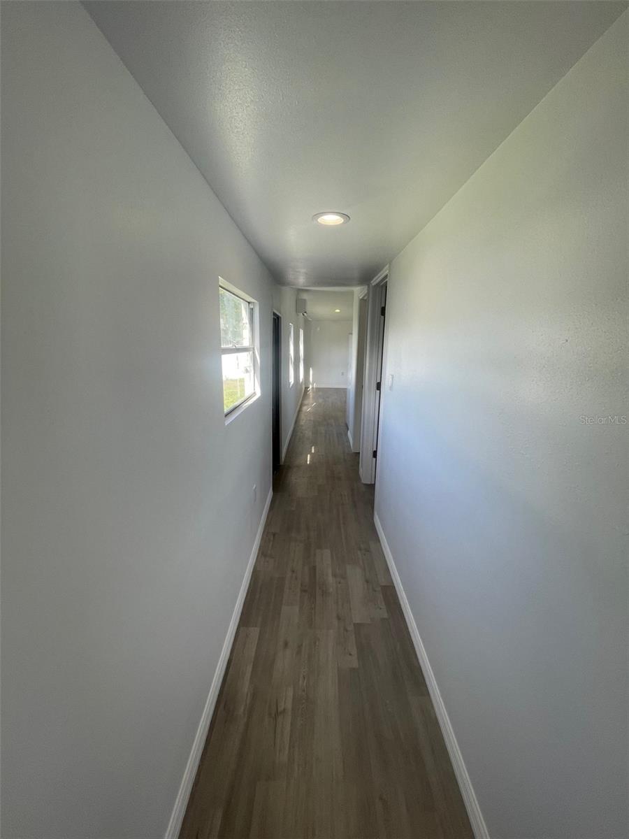 7489 Charlin Pkwy Property Photo 11