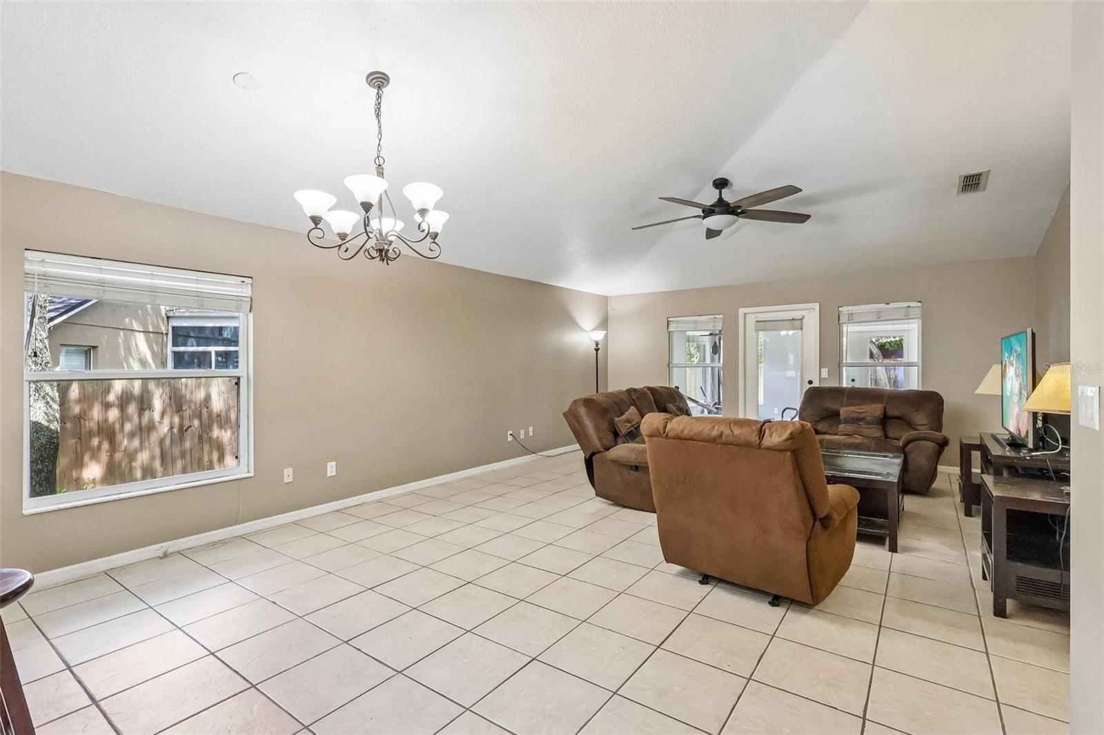 619 Coral Way Property Photo 8