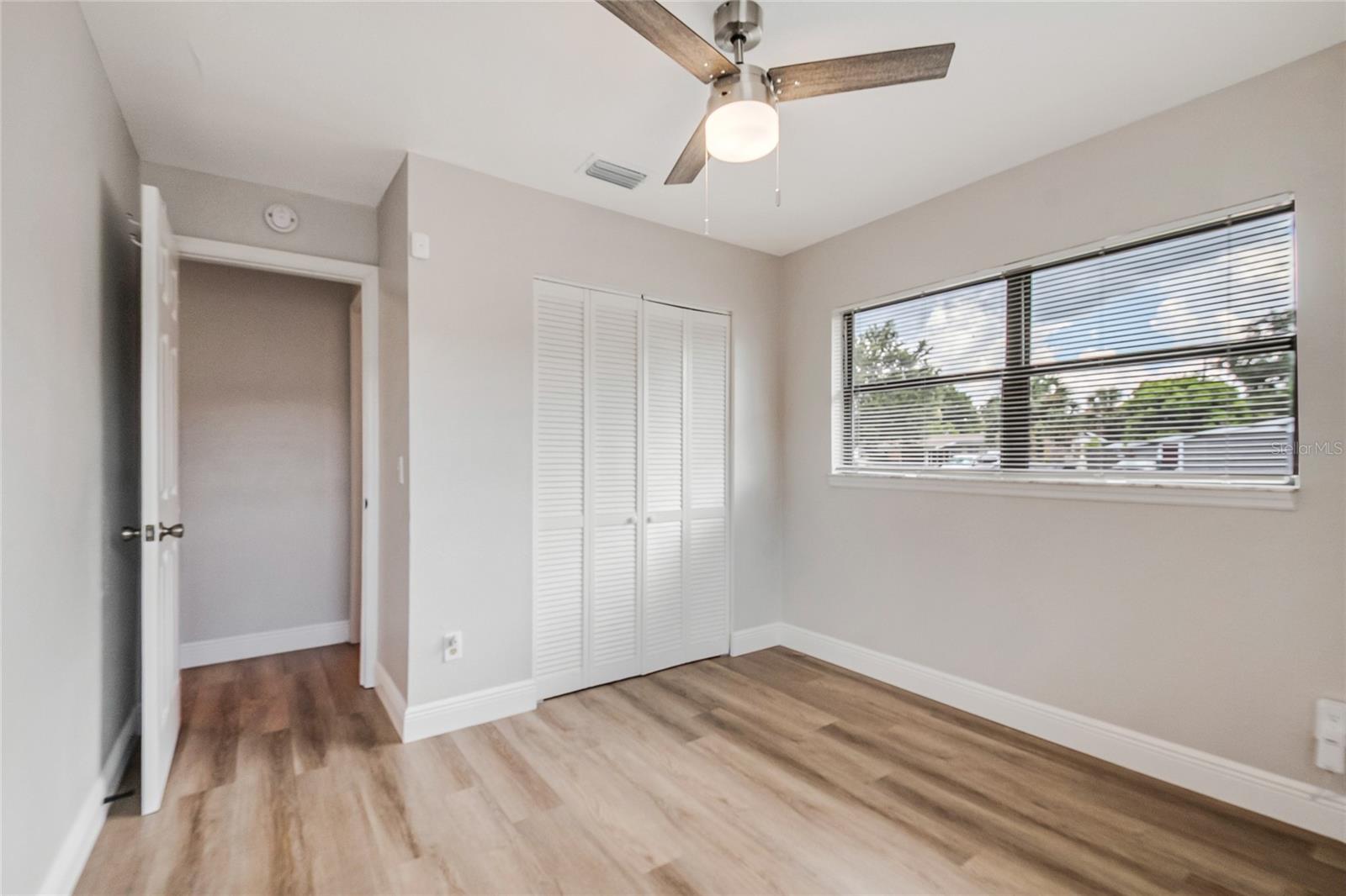 211 Woodmere Blvd Property Photo 14