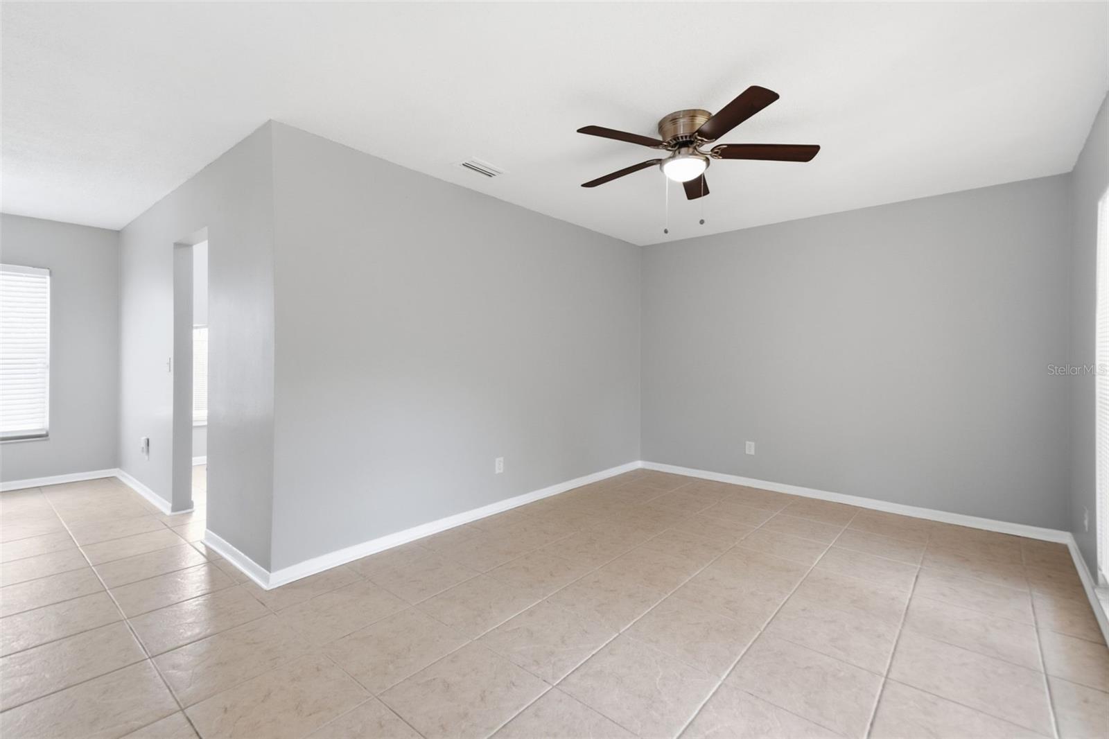 1200 Lake Valrico Ln Property Photo 15