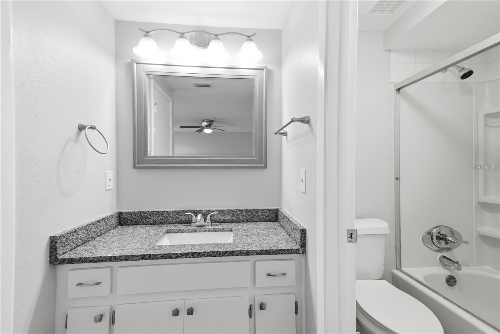 1200 Lake Valrico Ln Property Photo 52