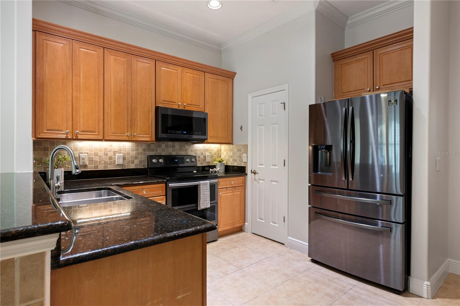 1132 Charming St Property Photo 16