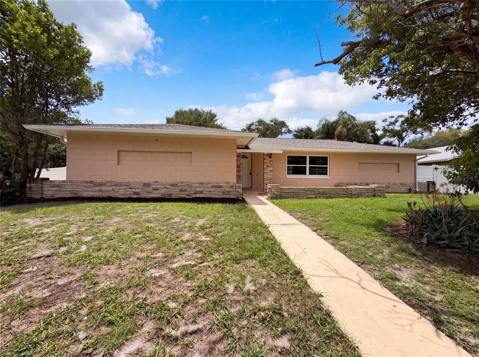 2223 CONIFER AVE Property Photo 1