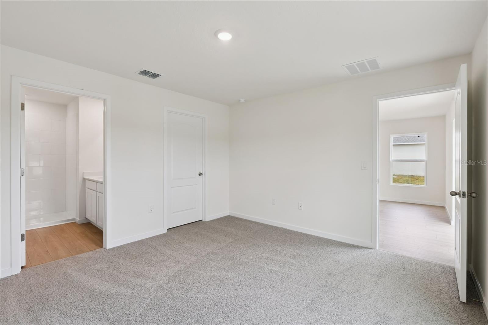 1026 Commons Way Property Photo 13