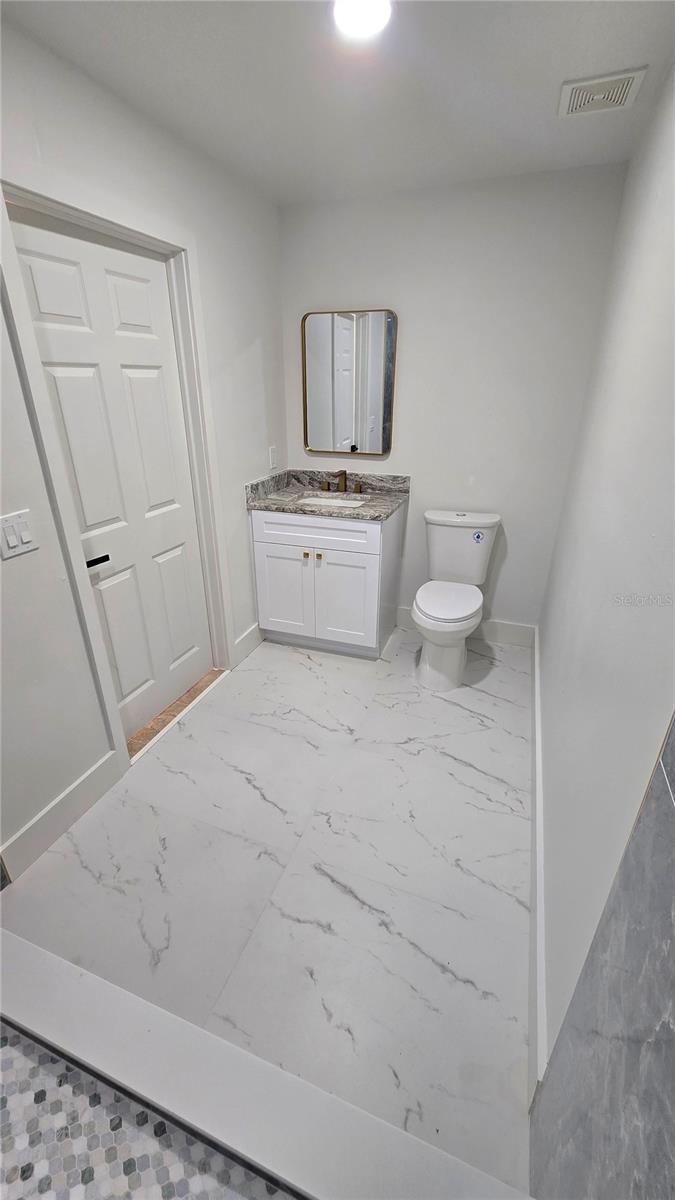 725 Tulip Ct Property Photo 26