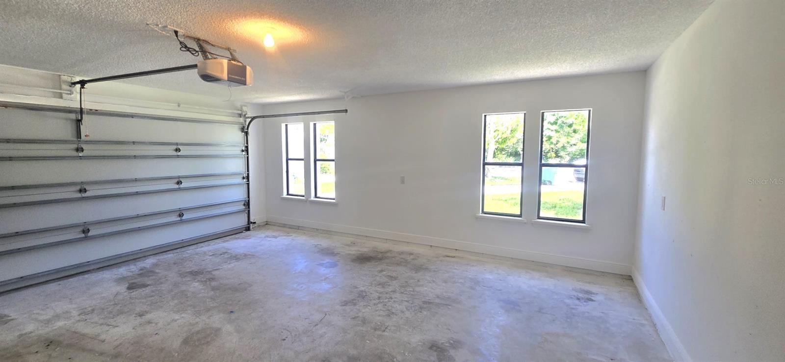 725 Tulip Ct Property Photo 42