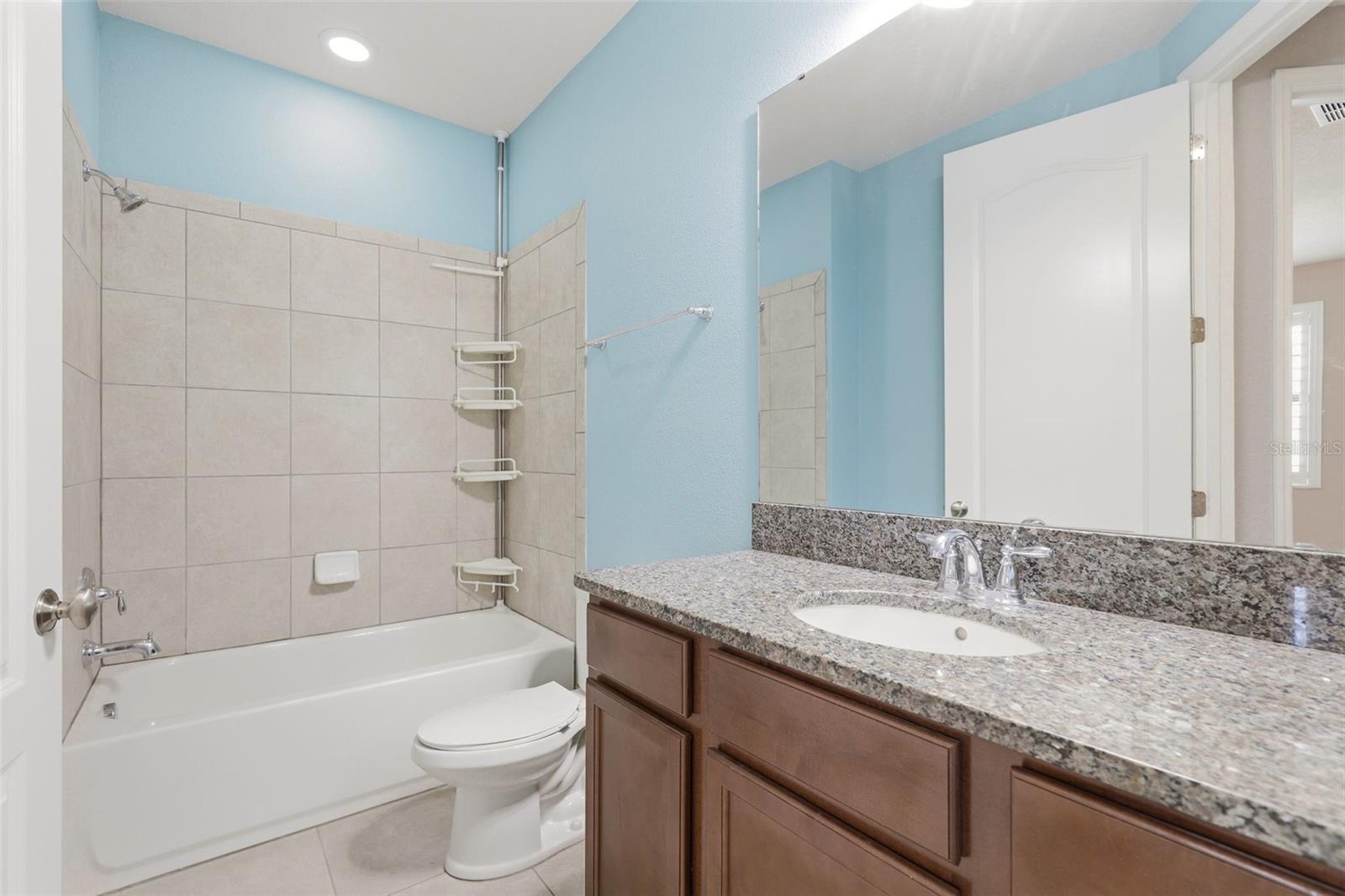 10016 Eagle Creek Center Blvd Property Photo 21