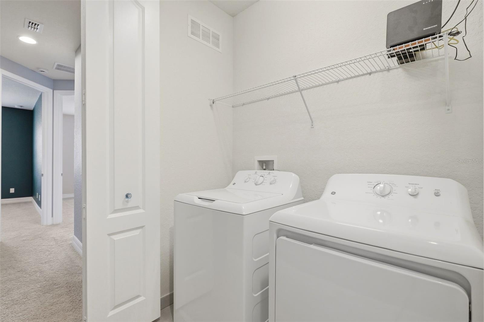 10016 Eagle Creek Center Blvd Property Photo 25