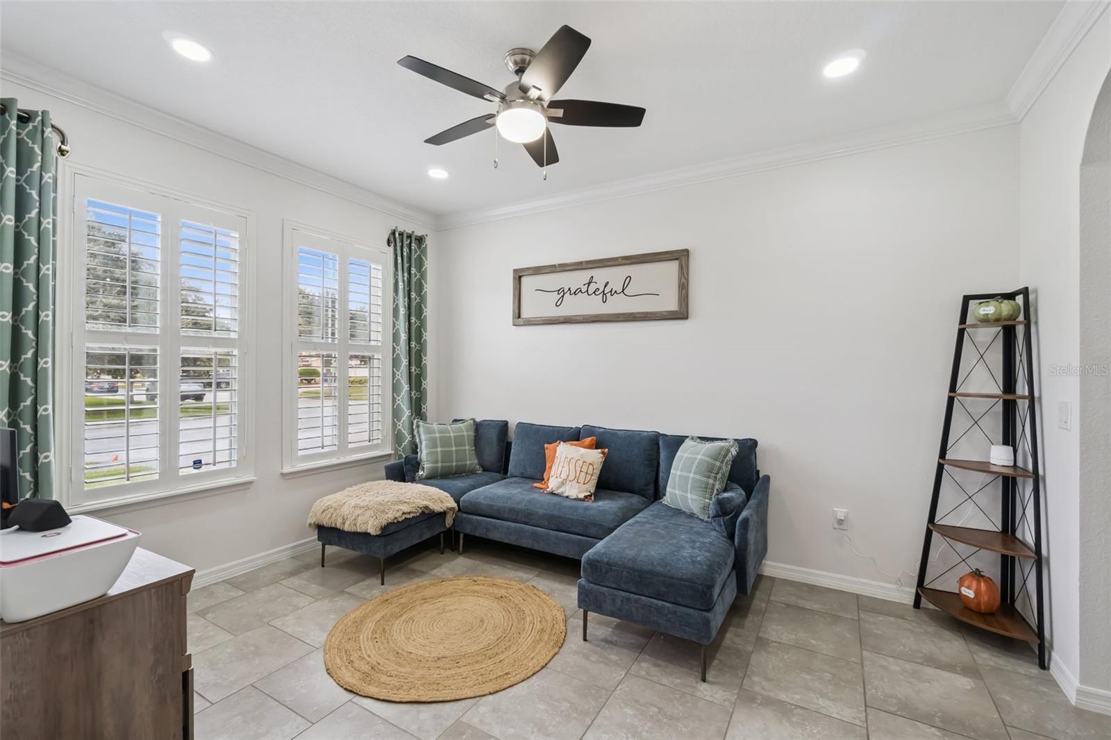 1529 Alligator St Property Photo 16