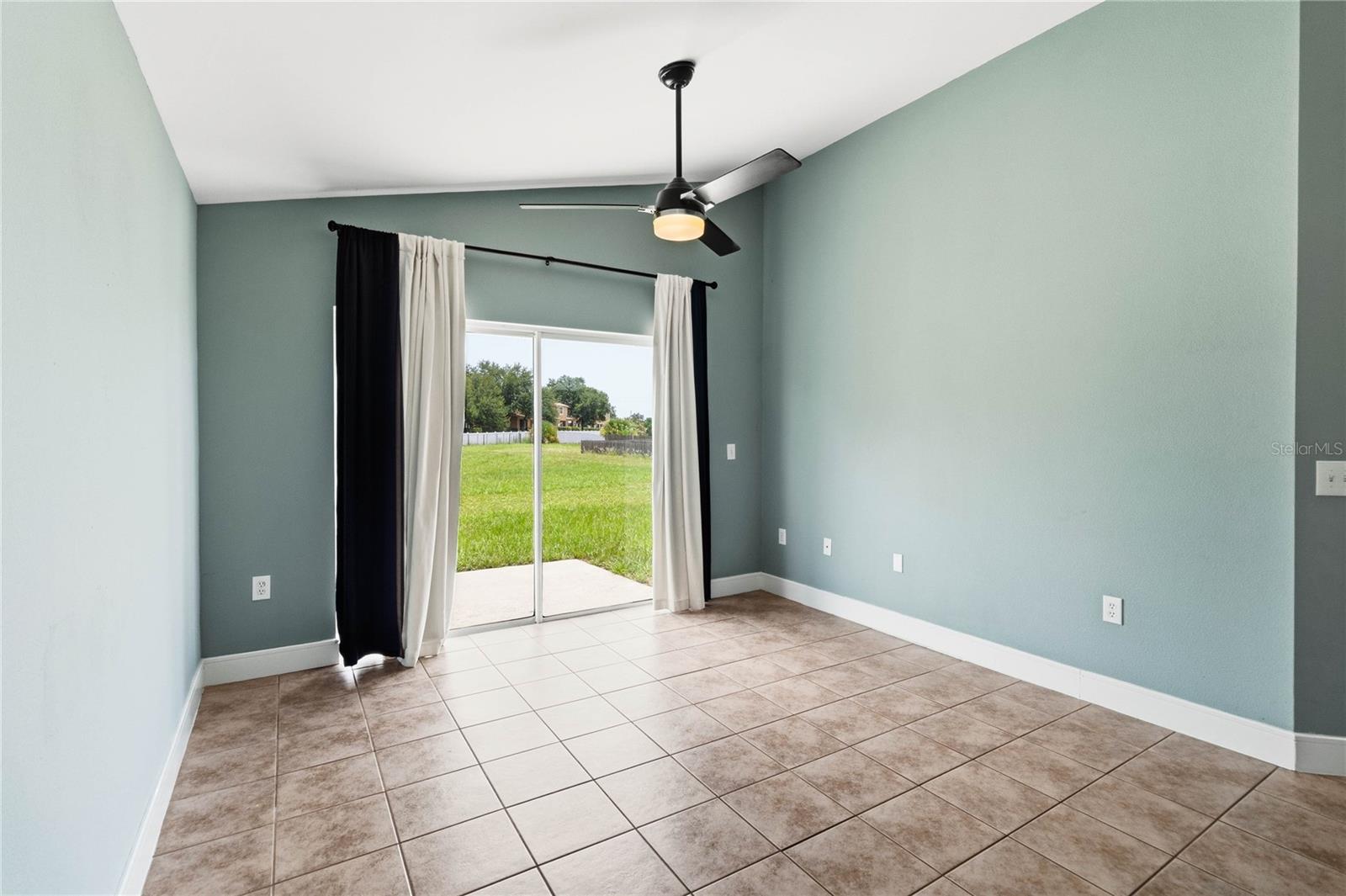 535 Cornwallis Dr Property Photo 14