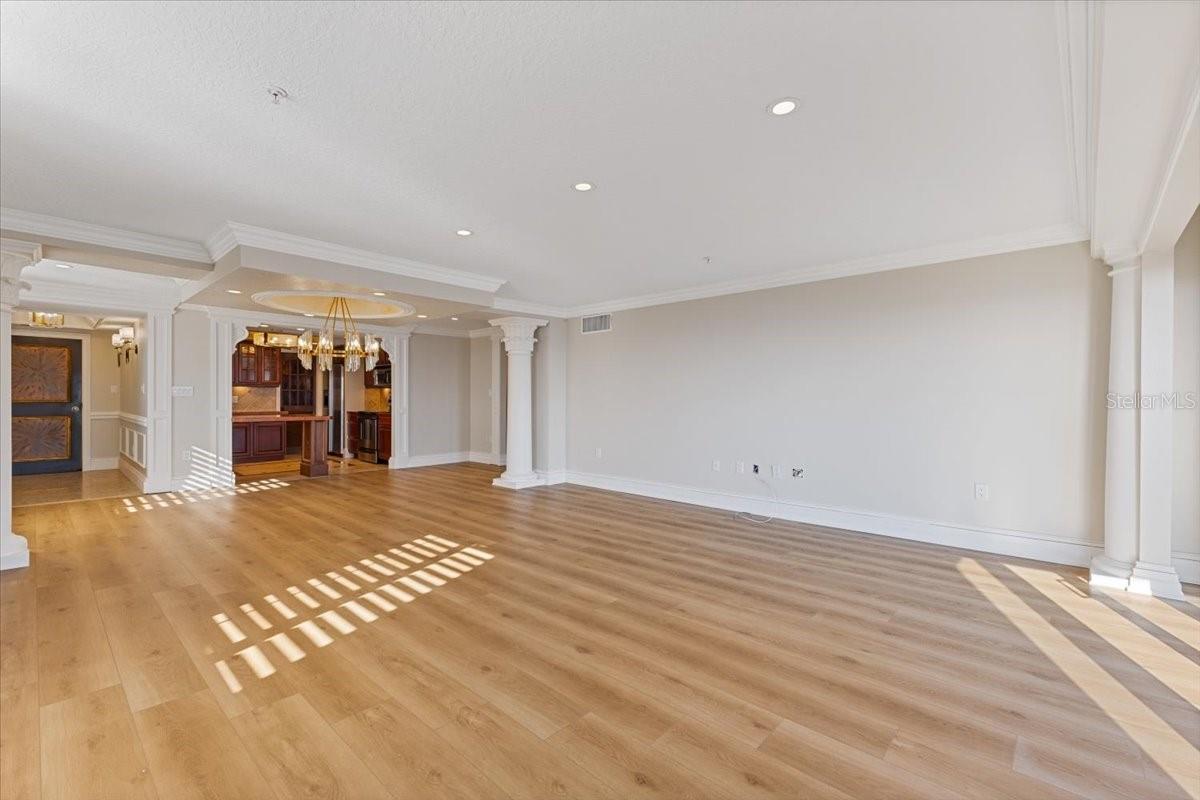 7550 Hinson St #15d Property Photo 9