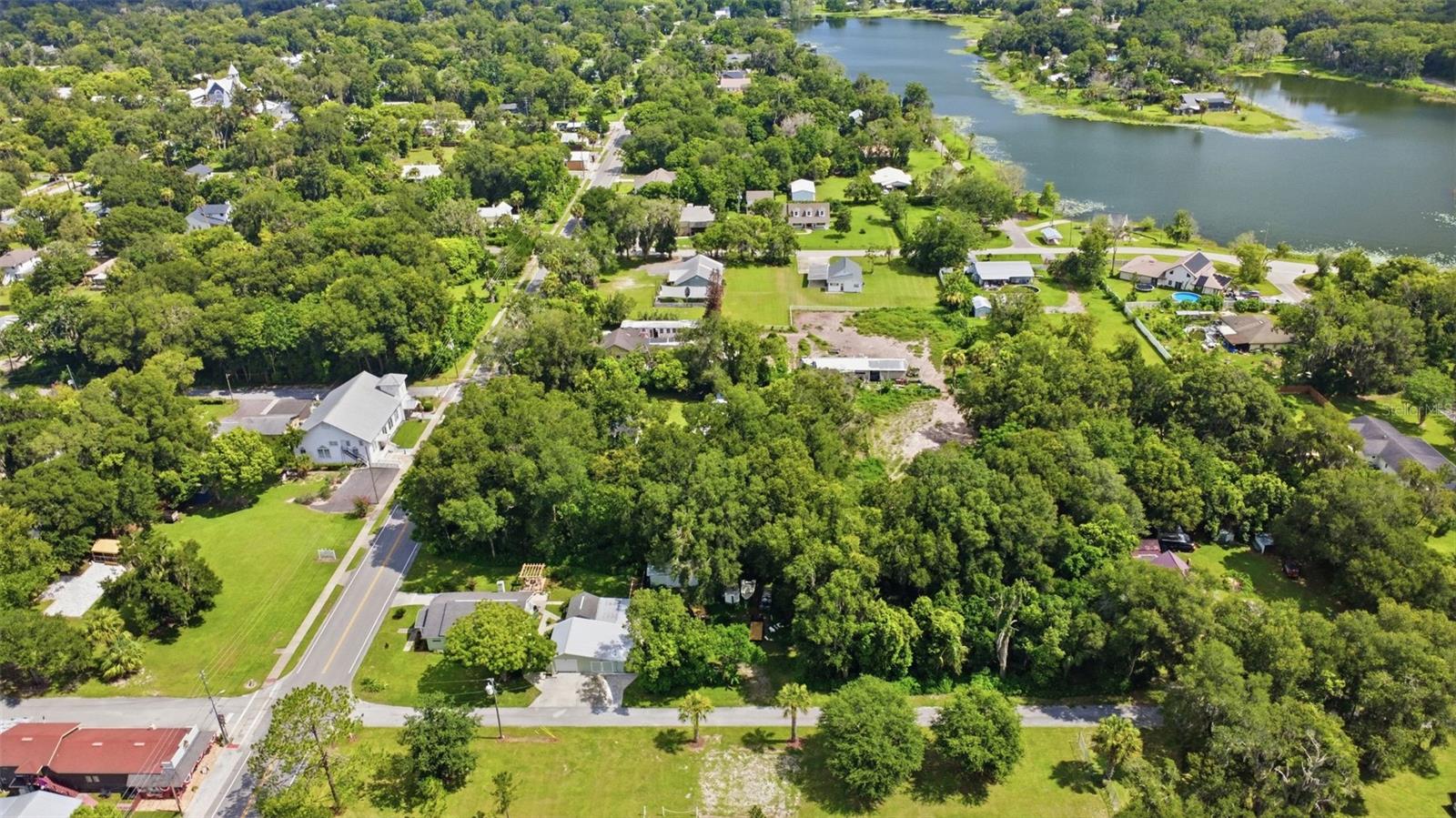 S Lakeview Dr Property Photo 16