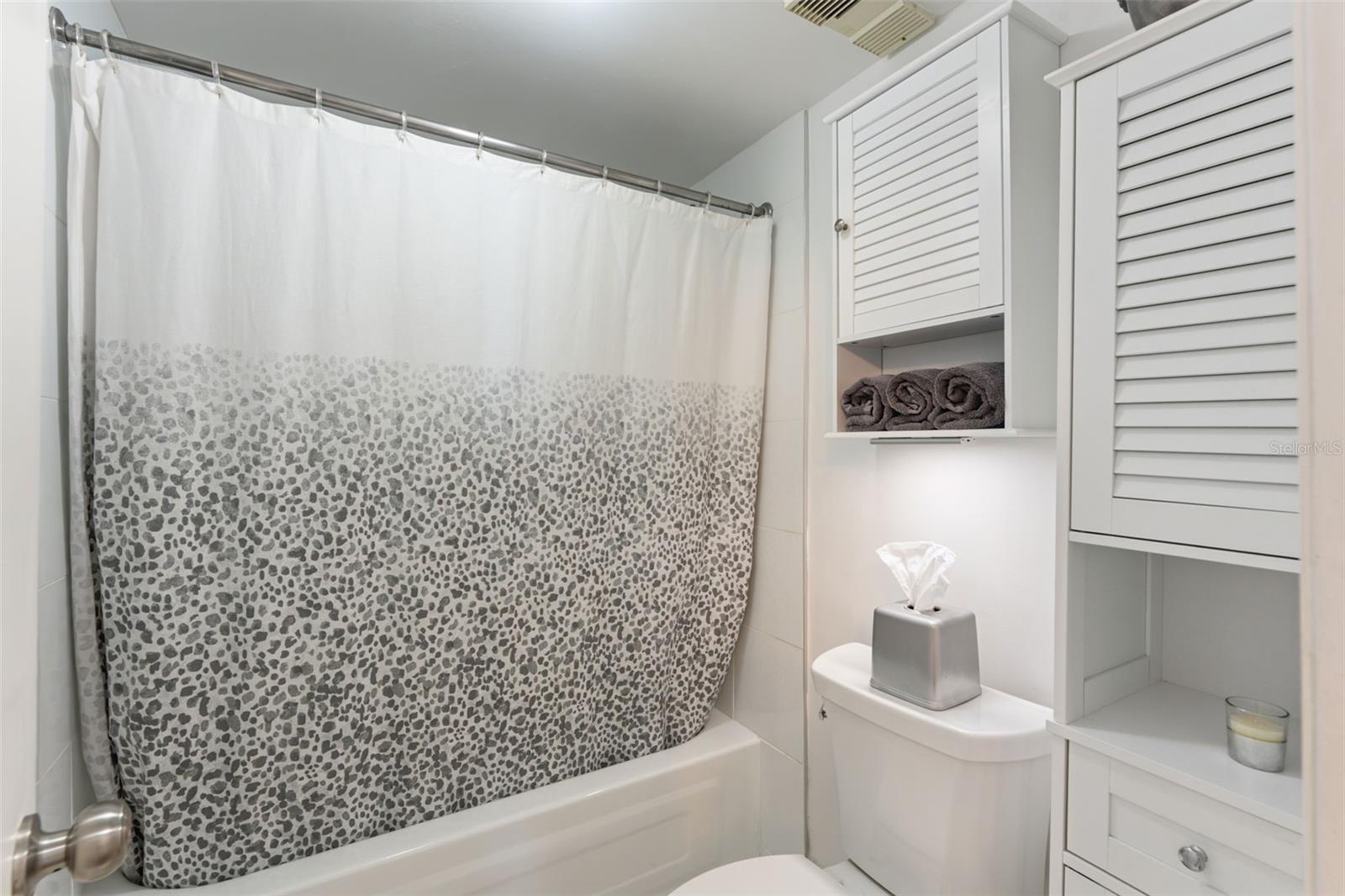 400 E Colonial Dr #608 Property Photo 25