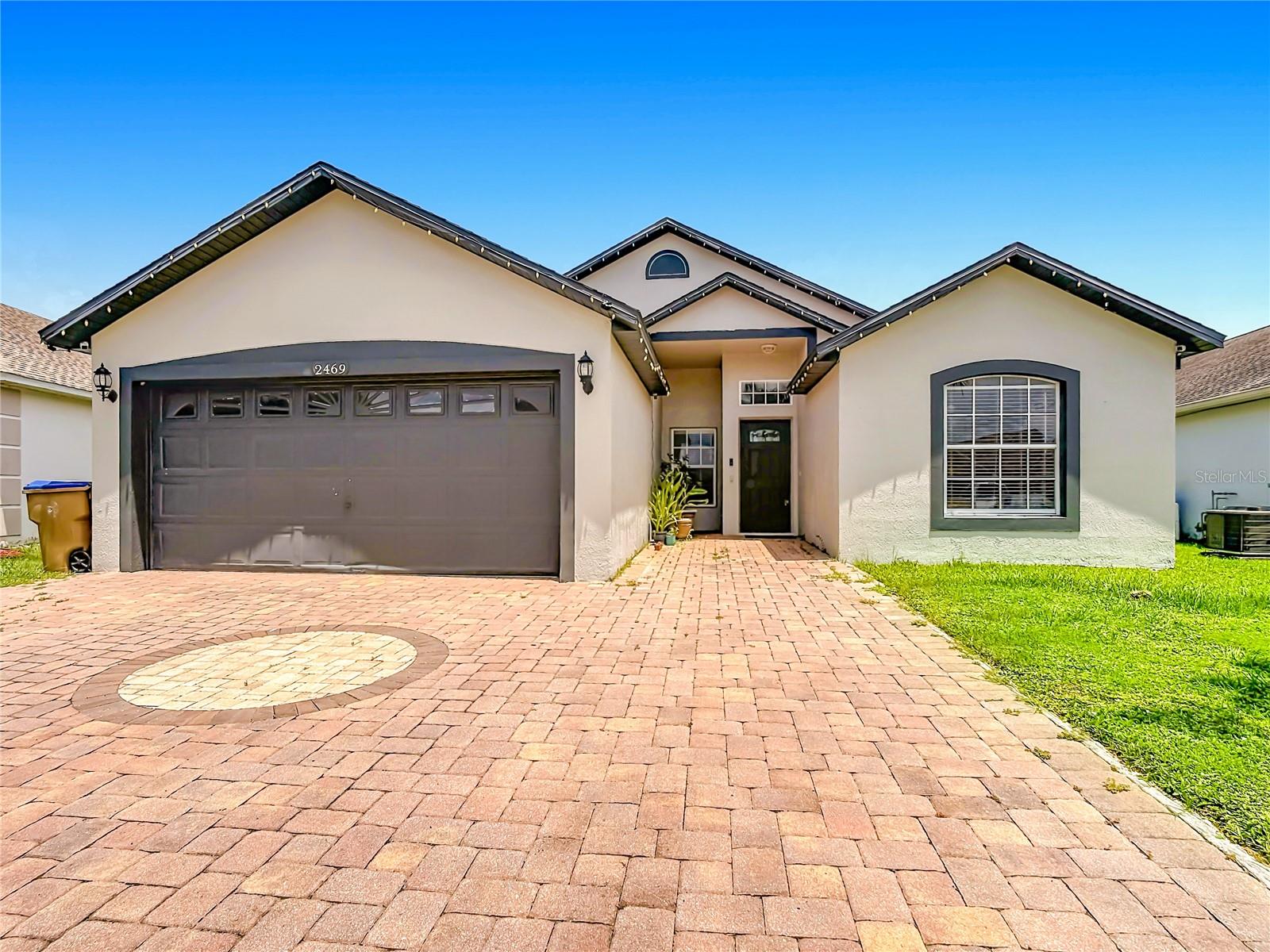 2469 Hybrid Dr Property Photo 1